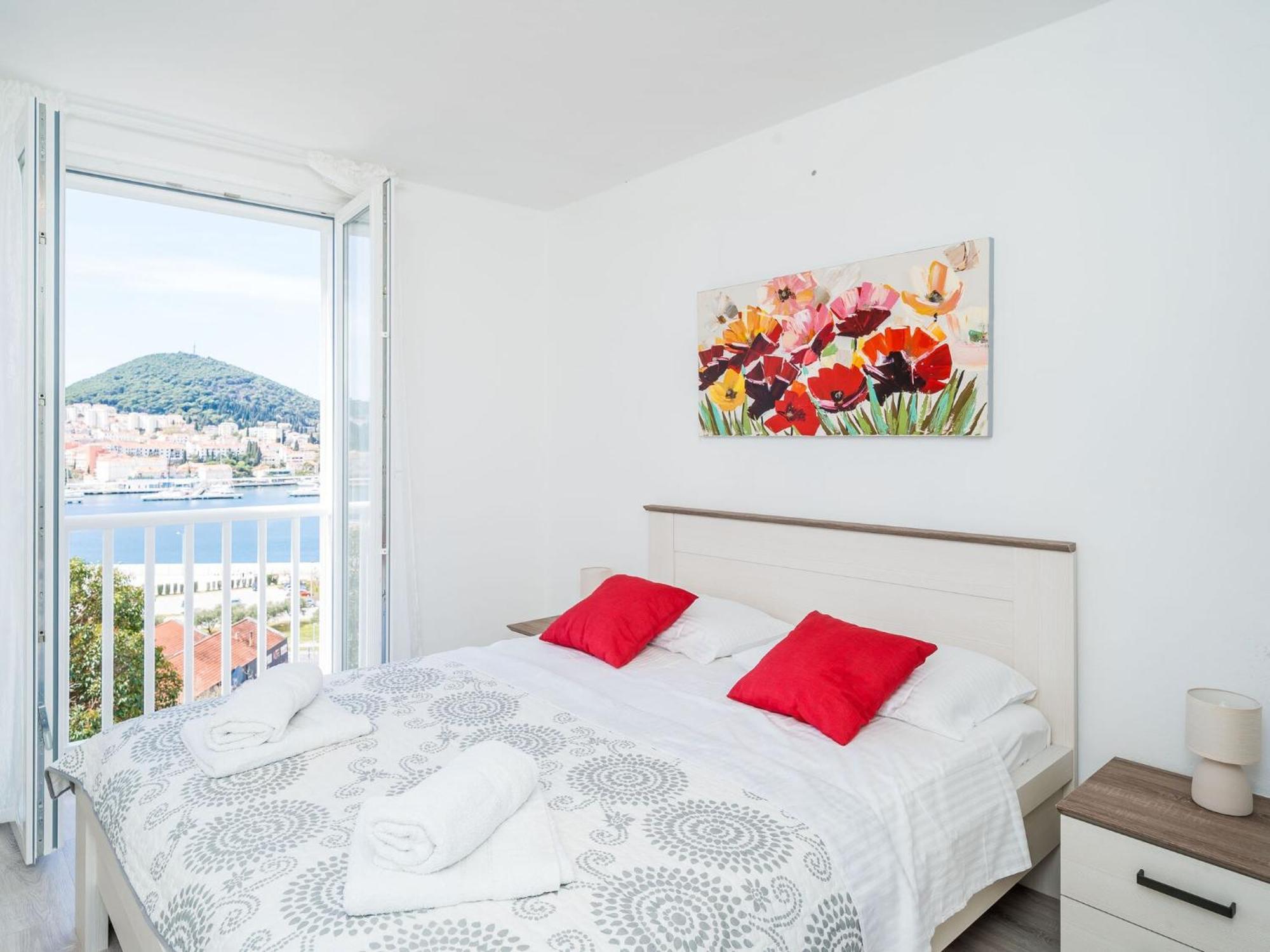 Apartment Cvjetkovi - Two Bedroom Apartment With Terrace And Sea View Dubrovnik Eksteriør billede